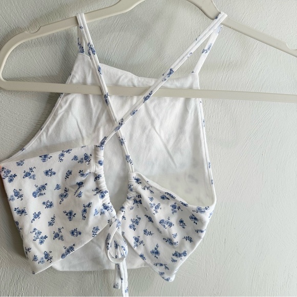 Hollister cross back top - Picture 2 of 3